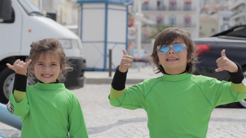 Zulla Nazaré`s Surf Village *