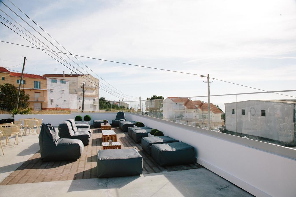 Zulla Nazaré`s Surf Village Nazaré