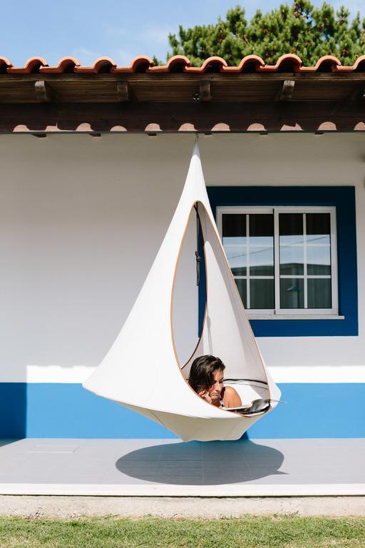 Zulla Nazaré`s Surf Village Maison d'hôtes *